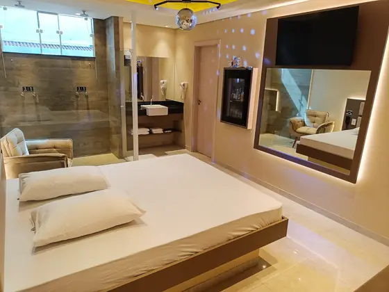 Suíte Belle Plus, Saint Tropez Motel em Jaú, foto 3